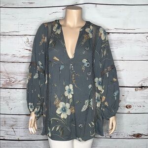 Festi Size 1 Blue - Floral Butterfly Print V-Neck Crochet Lace Tunic Blouse Top